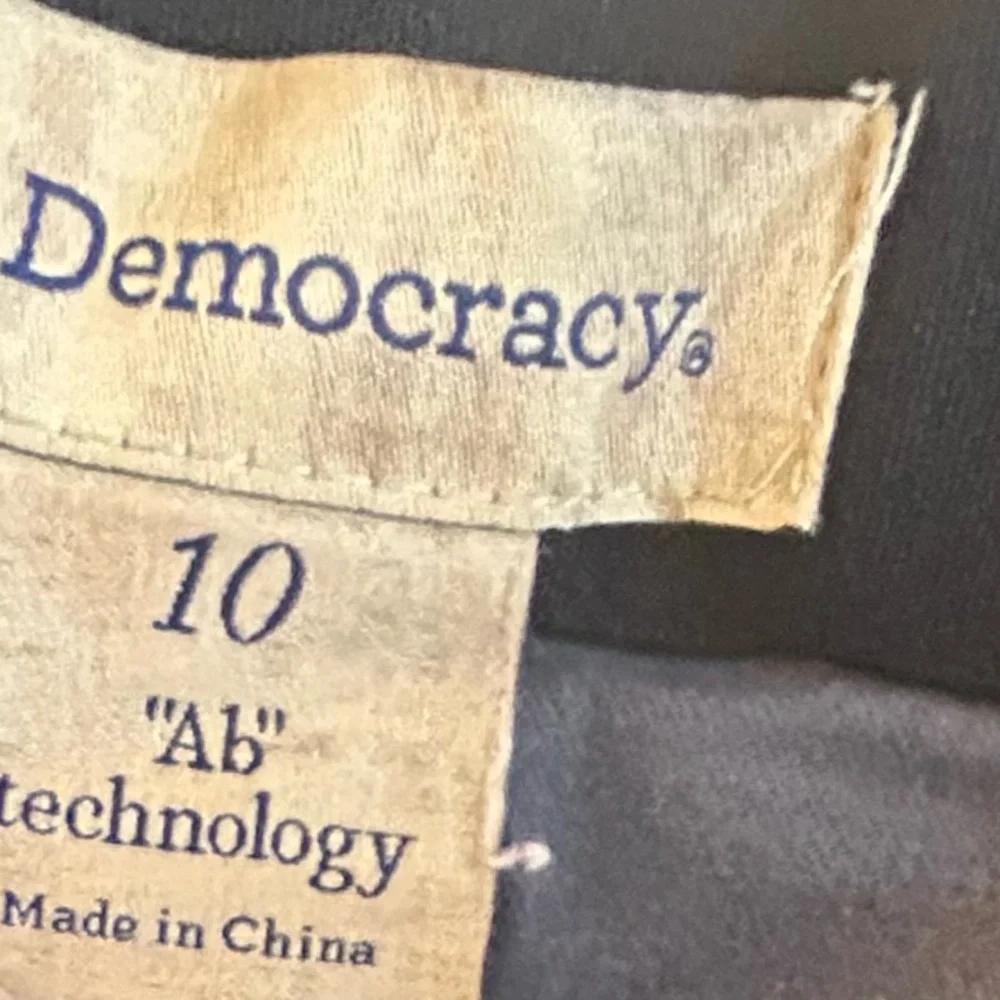 Democracy cargo style utility pants, dark gray, women’s size 10. See photos.